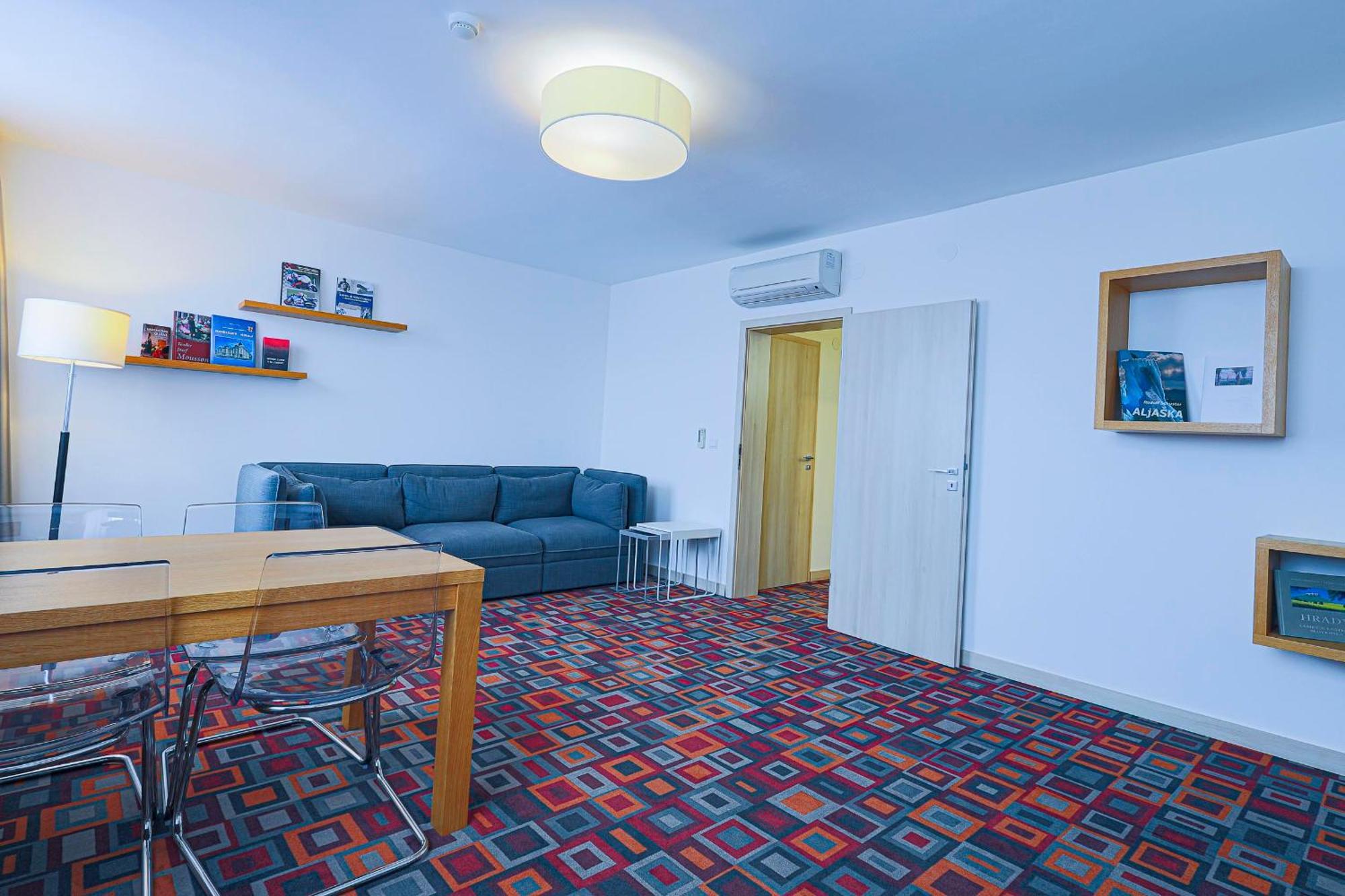 Hotel Metropol Spisska Nova Ves Luaran gambar