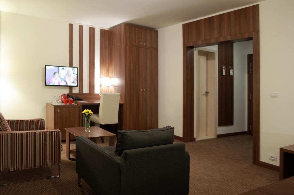 Hotel Metropol Spisska Nova Ves Bilik gambar