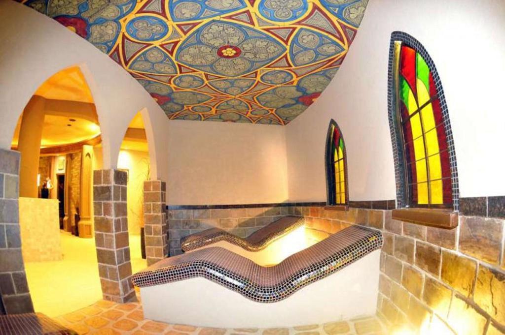 Hotel Metropol Spisska Nova Ves Luaran gambar